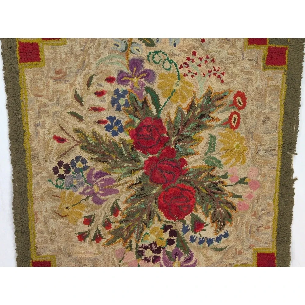 VTG Antique Hooked Rug Large 76